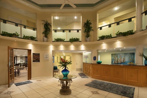 Lido Beach Resort hal